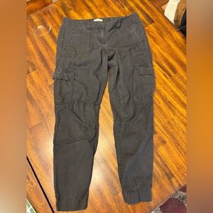 LOFT Women’s Charcoal Cargo Jogger Pants pockets size 4